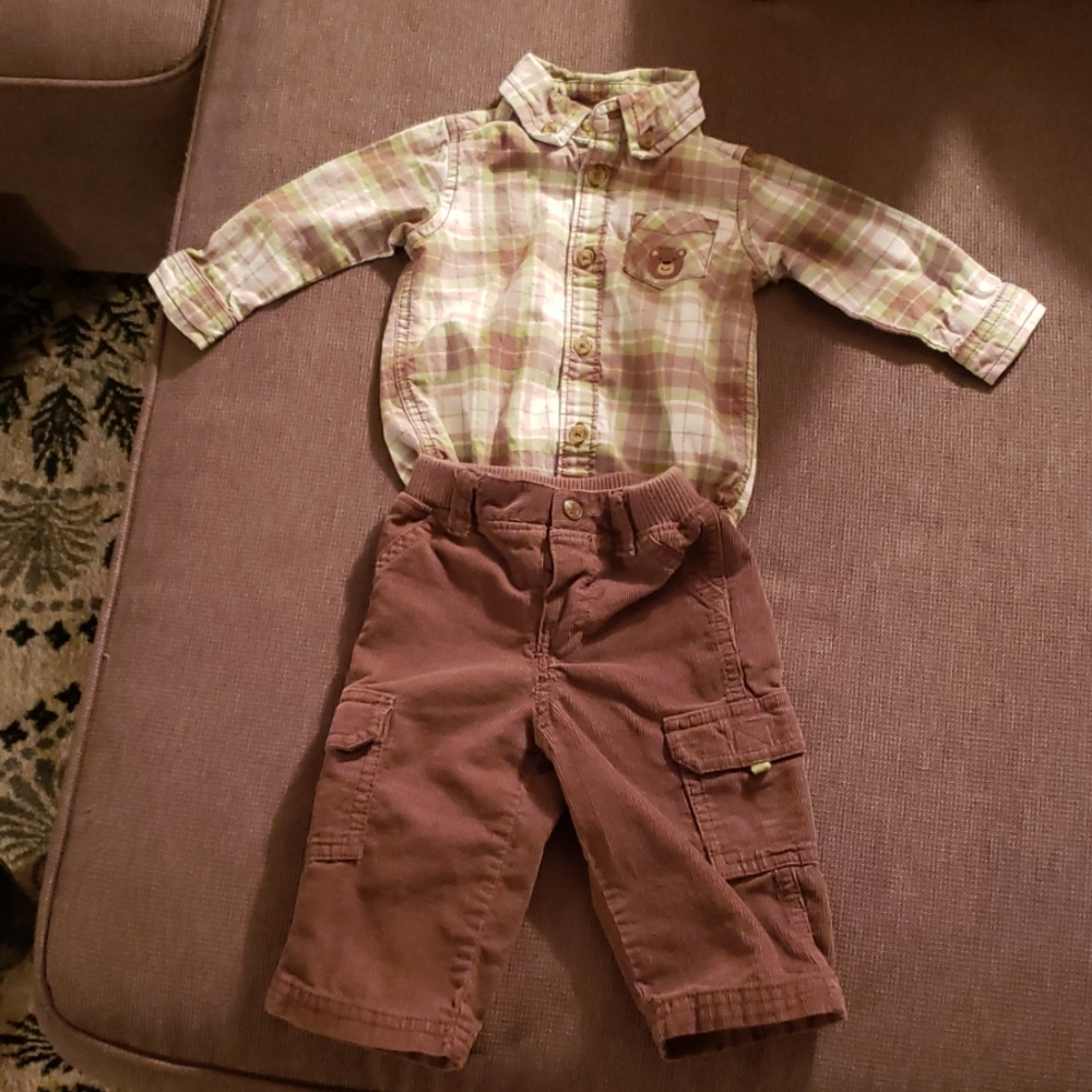 Carters long sleeve bear outfit 6 month